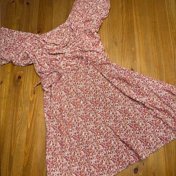 Liberty Love Dresses & Skirts - Plus Size Pink Floral Off The Shoulder Mini Dress Size 2X